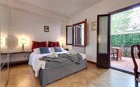 Alfani Deluxe Apartment By Mamo Florence